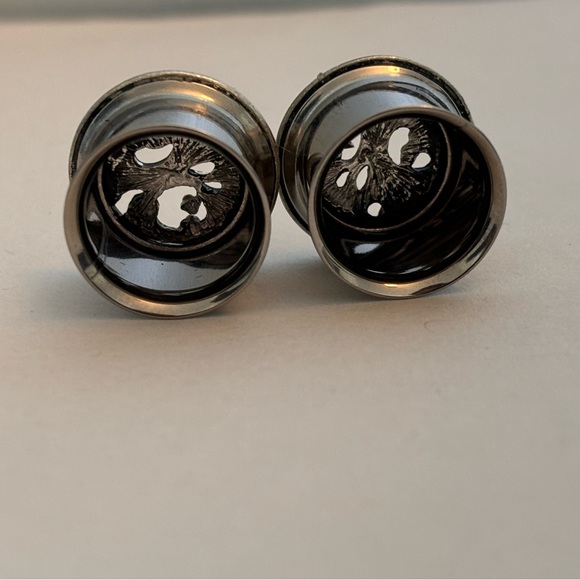 Tree of Life Flared Plugs - Picture 5 of 7